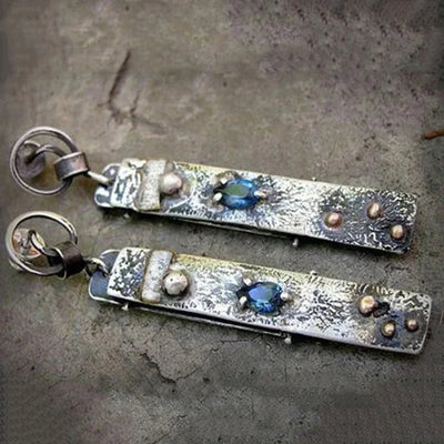 Fabiola | Elegant, handmade earrings made of precious bluestone