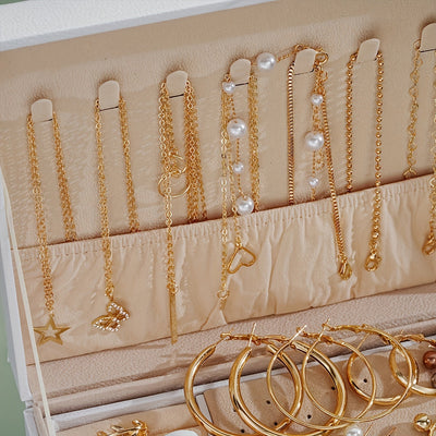 Delia | Limited to 50 pieces