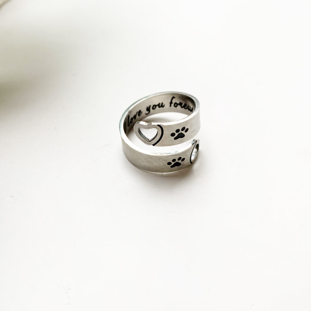 Patricia | & heart ring with a unique design made of durable stainless steel