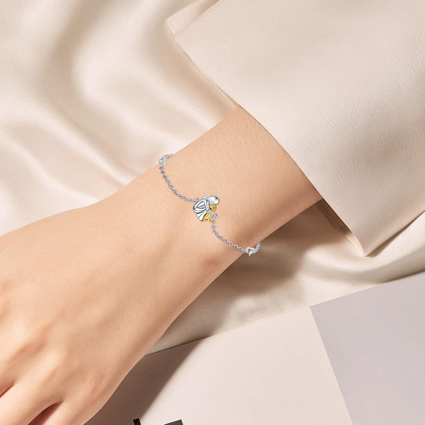 Brigida | YARAIE – Elegant adjustable lucky bracelet – Simple design & magical charisma