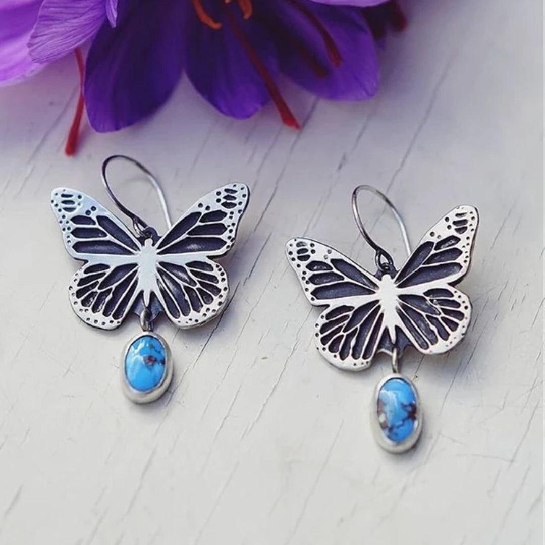 Gabriela | Silver butterfly earrings with blue stone