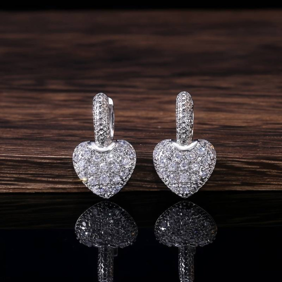 Queen | Sparkling Heart Earrings