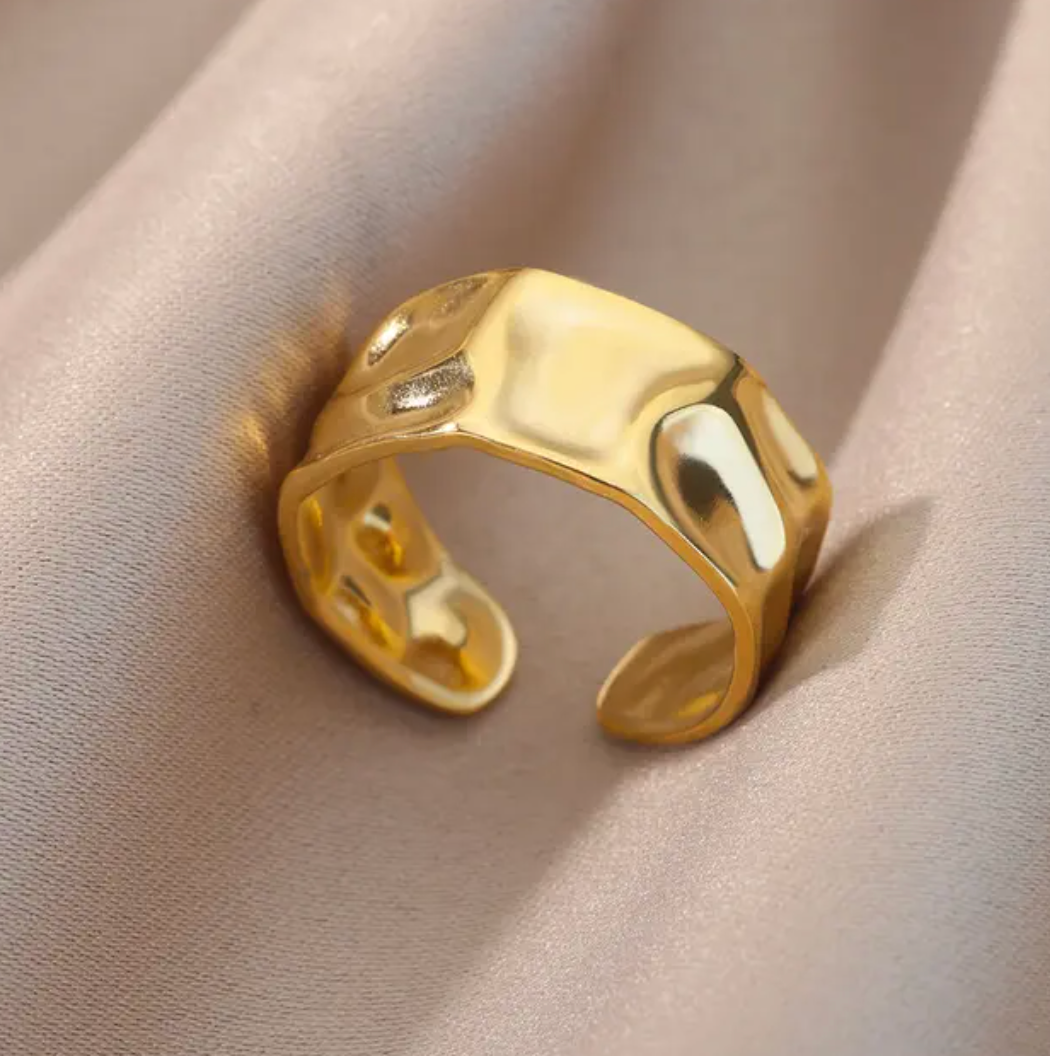 Maricela | Wide Modern Ring