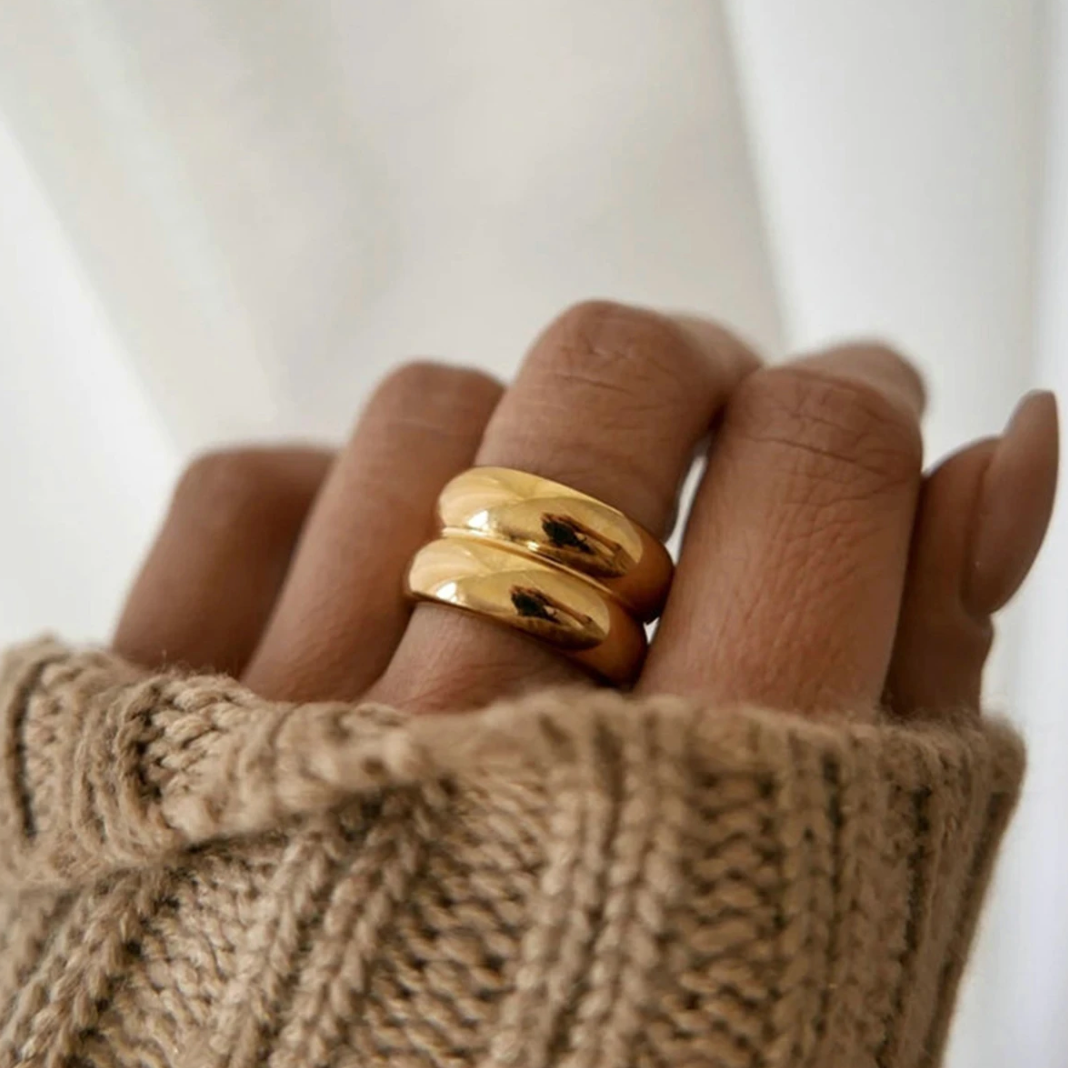 Mariola | Elegant classic double ring with gold plating