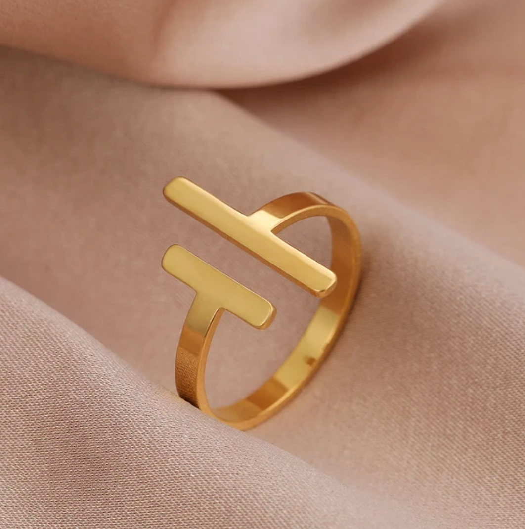 Pilar | Elegant ring for a touch of elegance