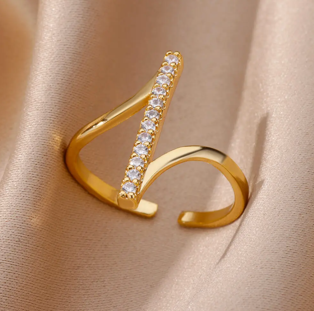 Olga | Elegant ring