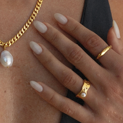 Hortensia | Elegant 18-carat gold-plated ring with an enchanting pearl of fate