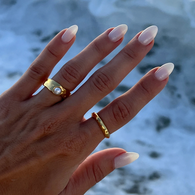 Hortensia | Elegant ring with a charming pearl of destiny