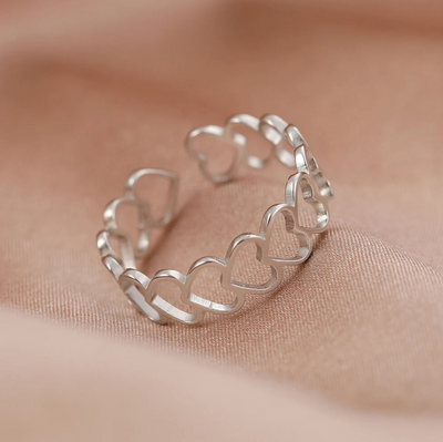 Xandra | Playful 925 sterling silver ring with heart motifs