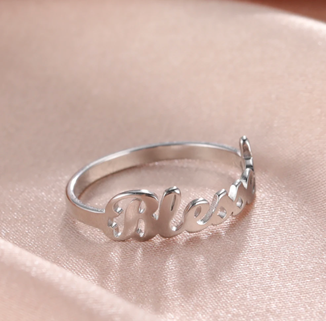 Magdalena | Elegant 925 sterling silver ring with a blessed meaning