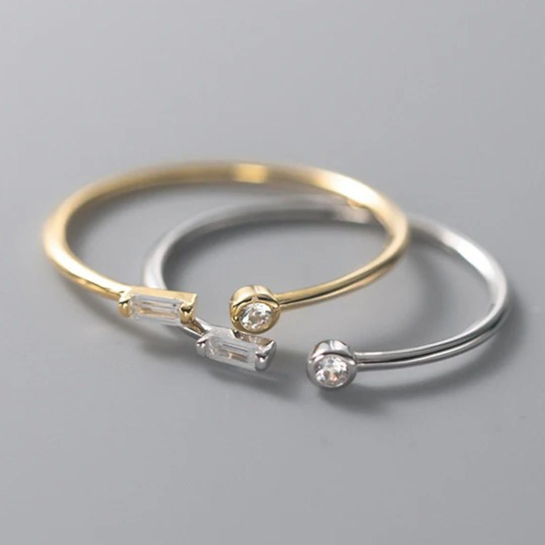 Alicia | Elegant adjustable ring made of high-quality 925 Sterling silver, set with sparkling zirconia stones