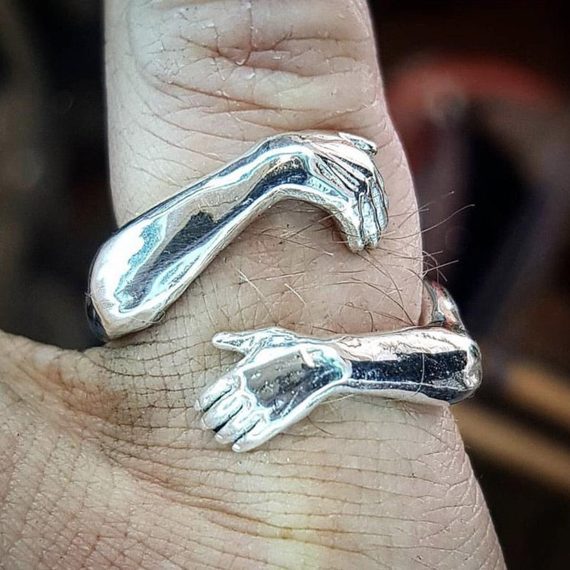 Monica | Charming 925 silver "Hug" ring