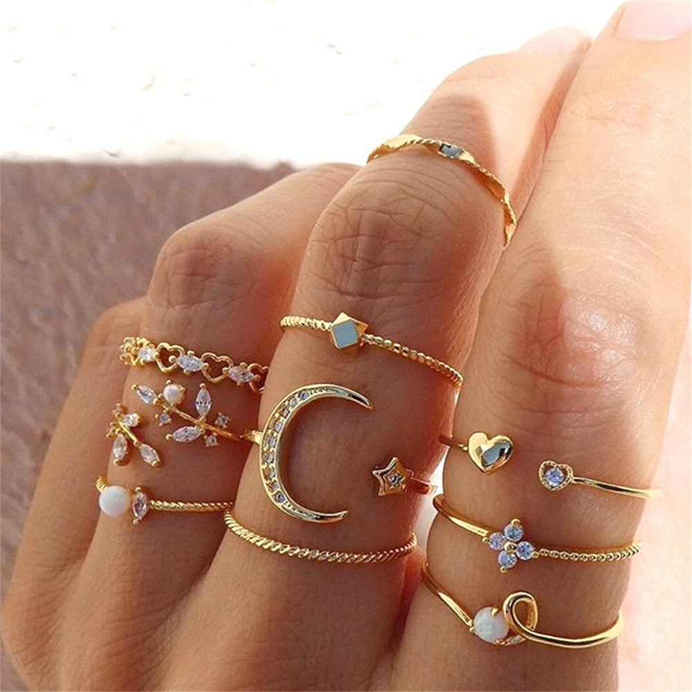 Beatriz | 10-piece adjustable silver ring jewelry set with a cosmic touch