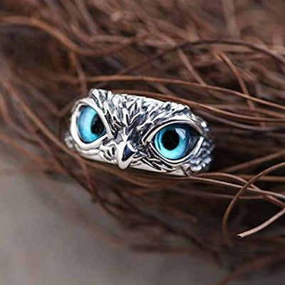 Blanca | Ring with opal lucky charm – the mystical owl of Selene