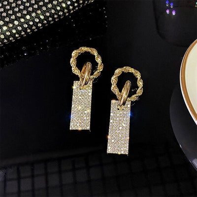 Angélica | Earrings with sparkling zirconia and glamorous rhinestone details