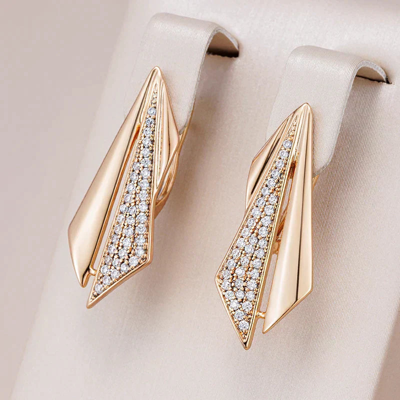 Haydée | Stylish gold earrings with glittering zirconia