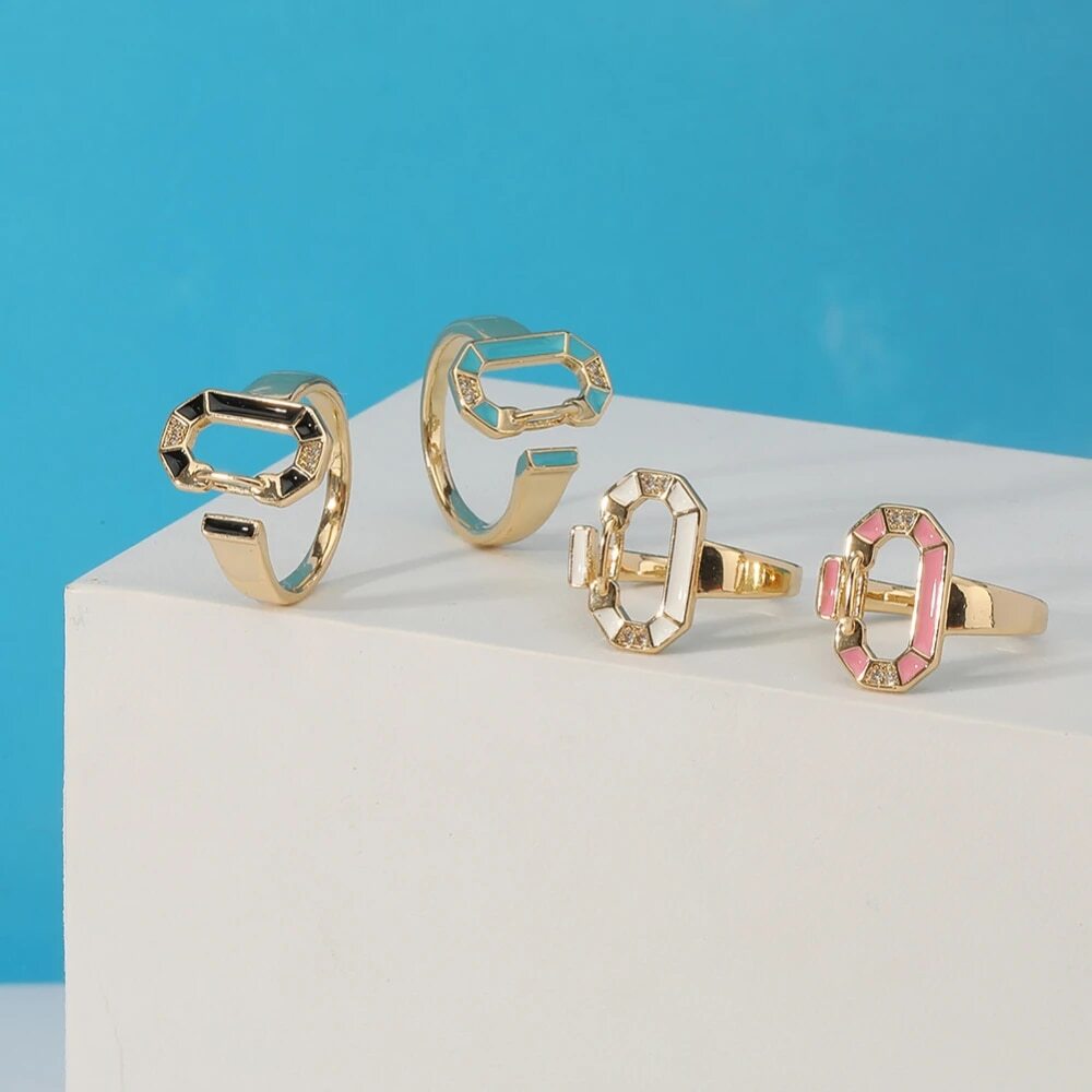 Reina | Elegant round rings with 18-carat gold plating and colorful accents