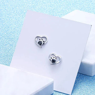 Ofelia | Paw earrings with sparkling black crystal for stylish accents