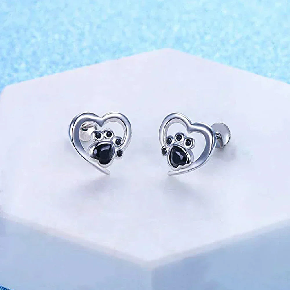 Ofelia | Paw earrings with sparkling black crystals for an elegant touch.