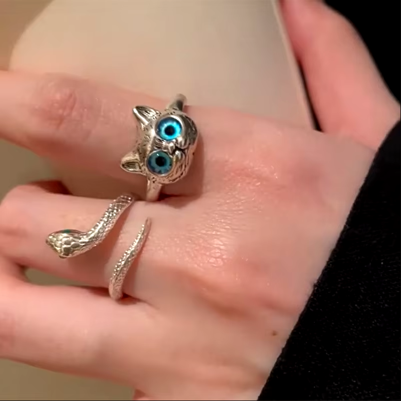 Abigail | Snake Cat Ring