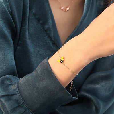 Ursula | BEEA – Elegant Queen Bee Bracelet
