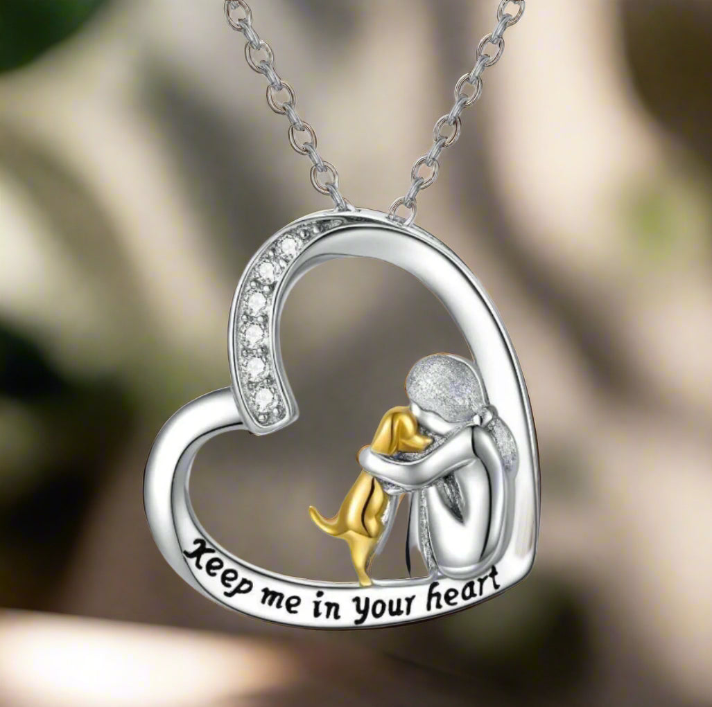 Fernanda | Necklace with a loving heart and dog motif