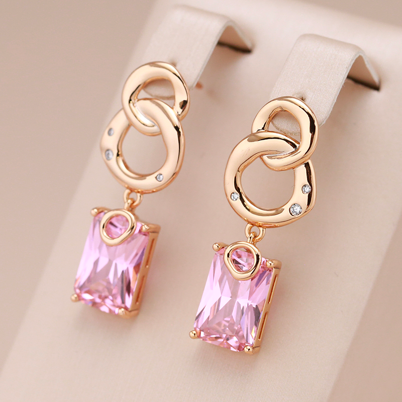 Denisse | Delicate gold earrings with sparkling crystals