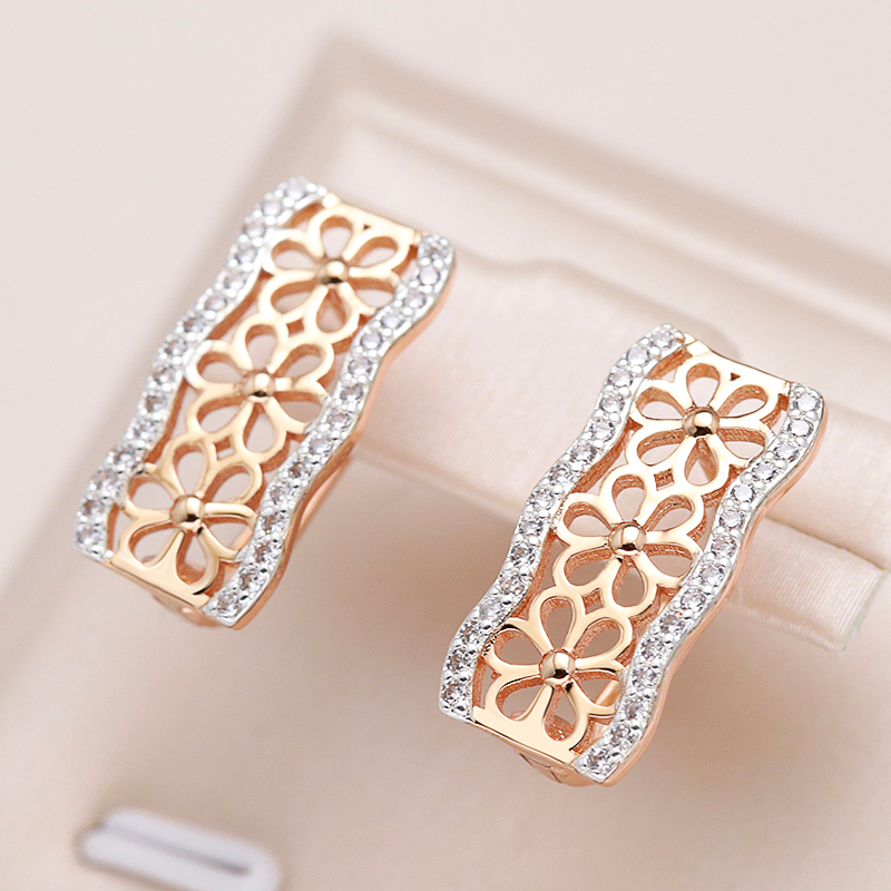Adriana | Flower Motif Earrings