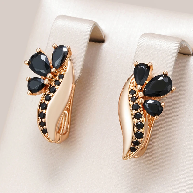 Karla | Stud earrings for a touch of glamour