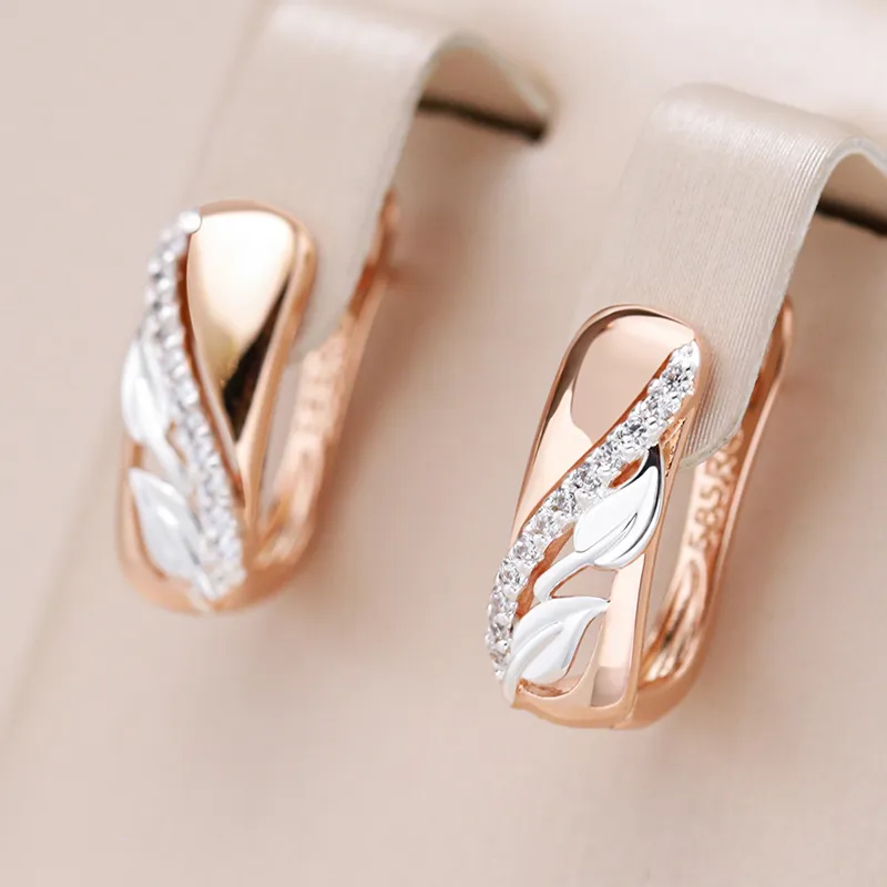 Monica | Elegant rose earrings