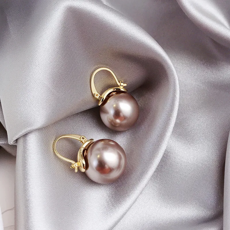 Paula | Earrings with sparkling pearls