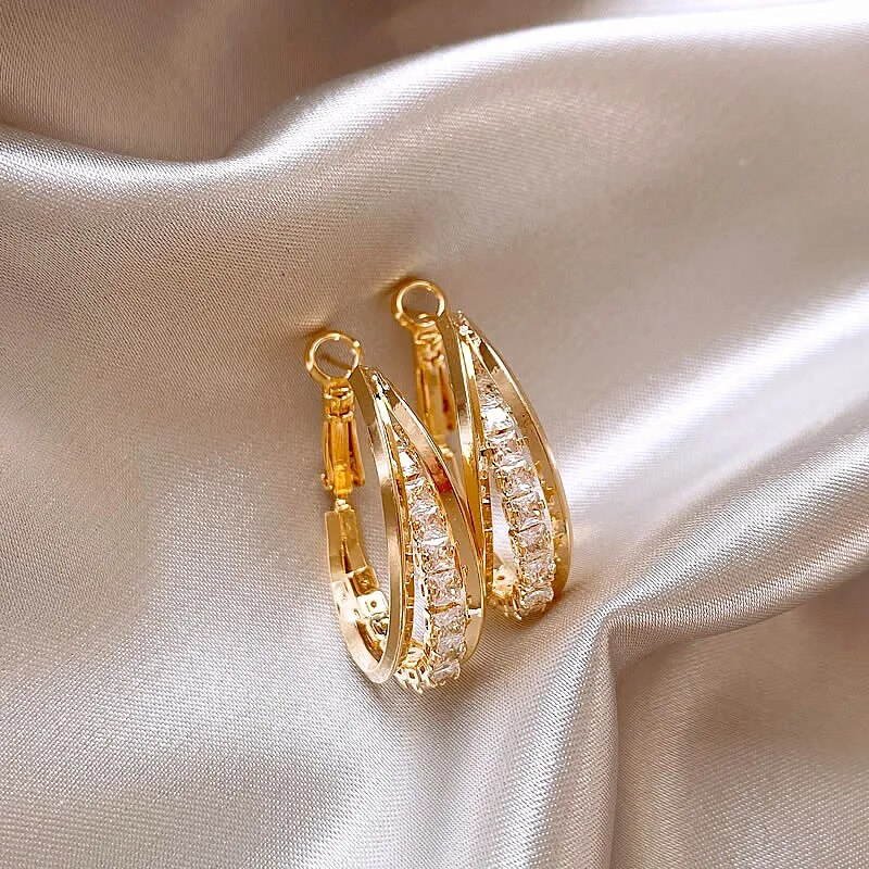 Lorena | Earrings for a radiant style