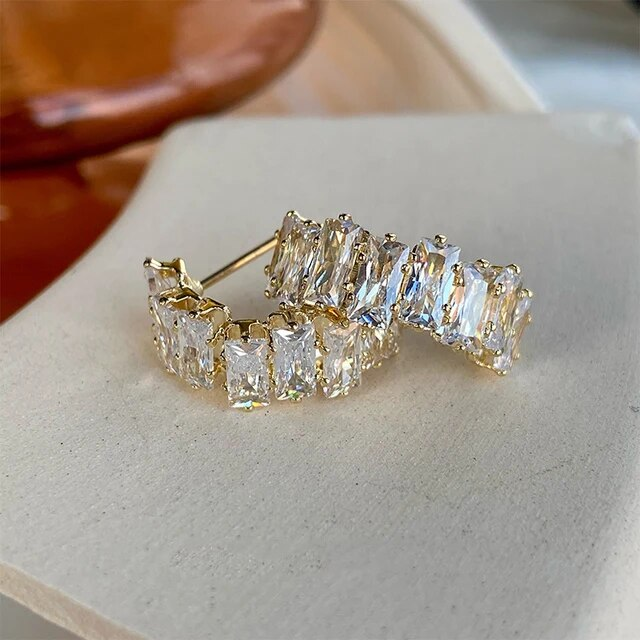 Karen | Stud earrings for a touch of elegance