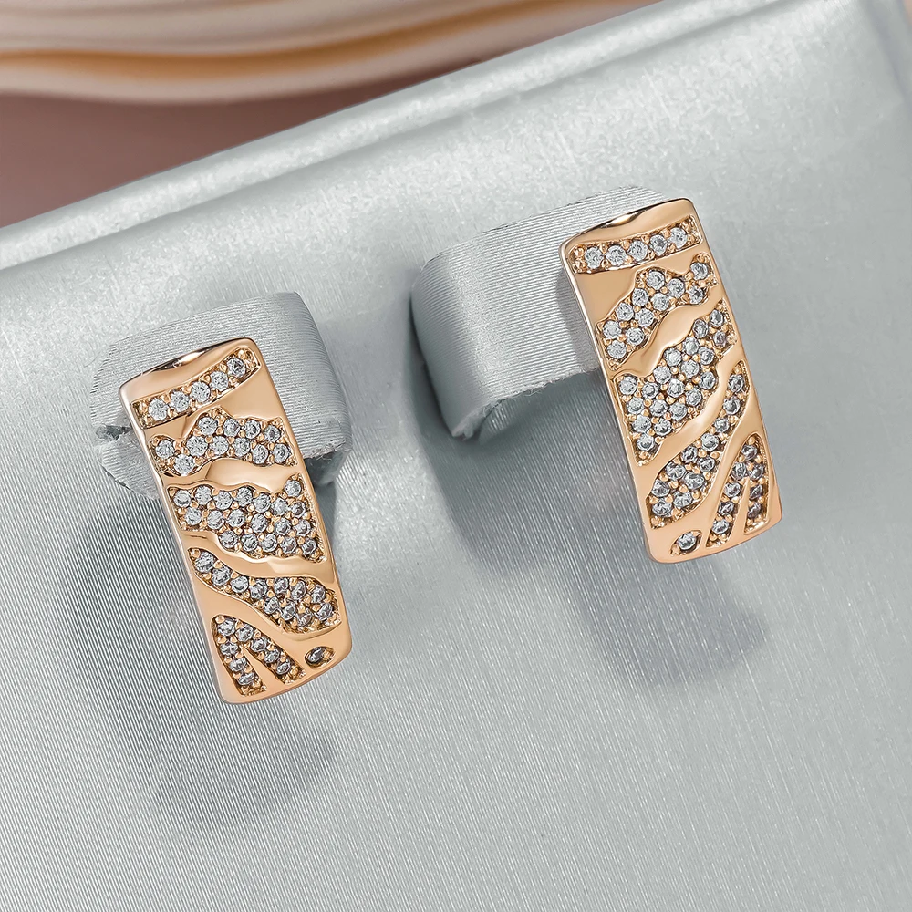 Otilia | Stylish, radiant rectangular earrings for an elegant look