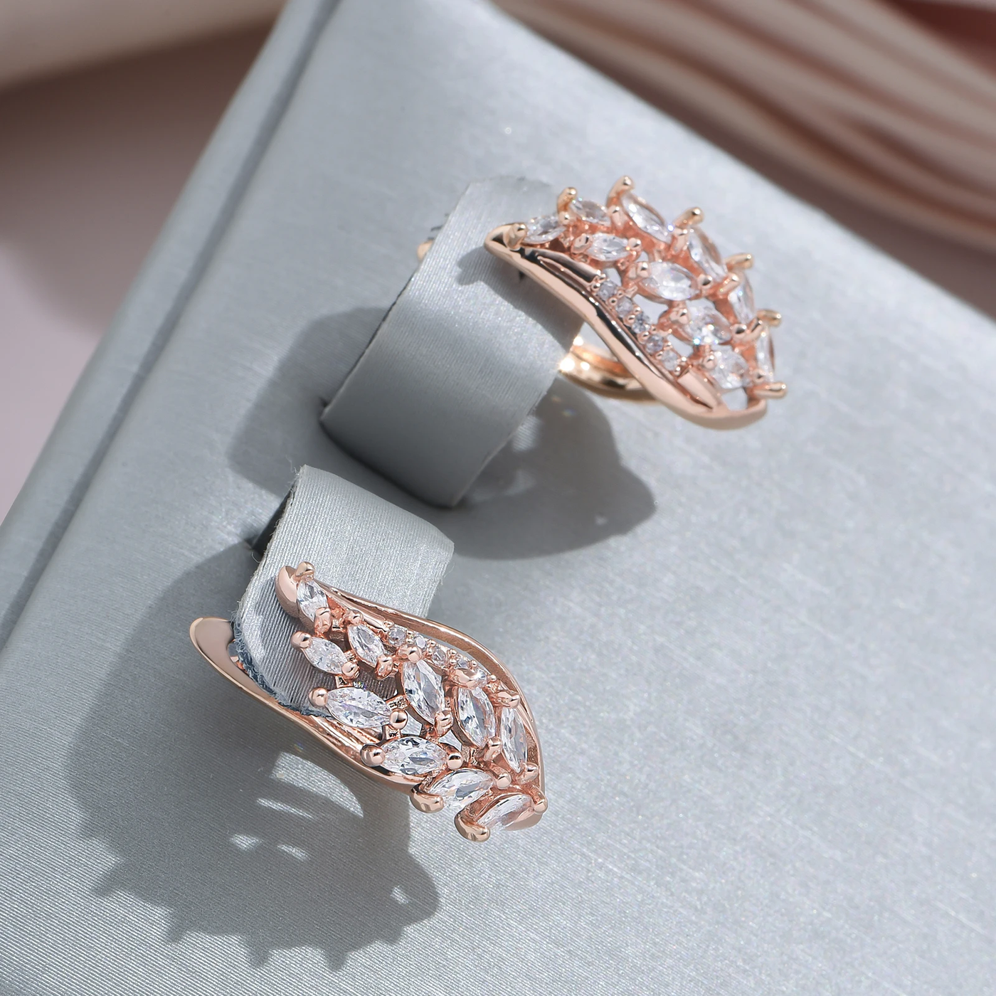 Raquel | Earrings for a touch of elegance
