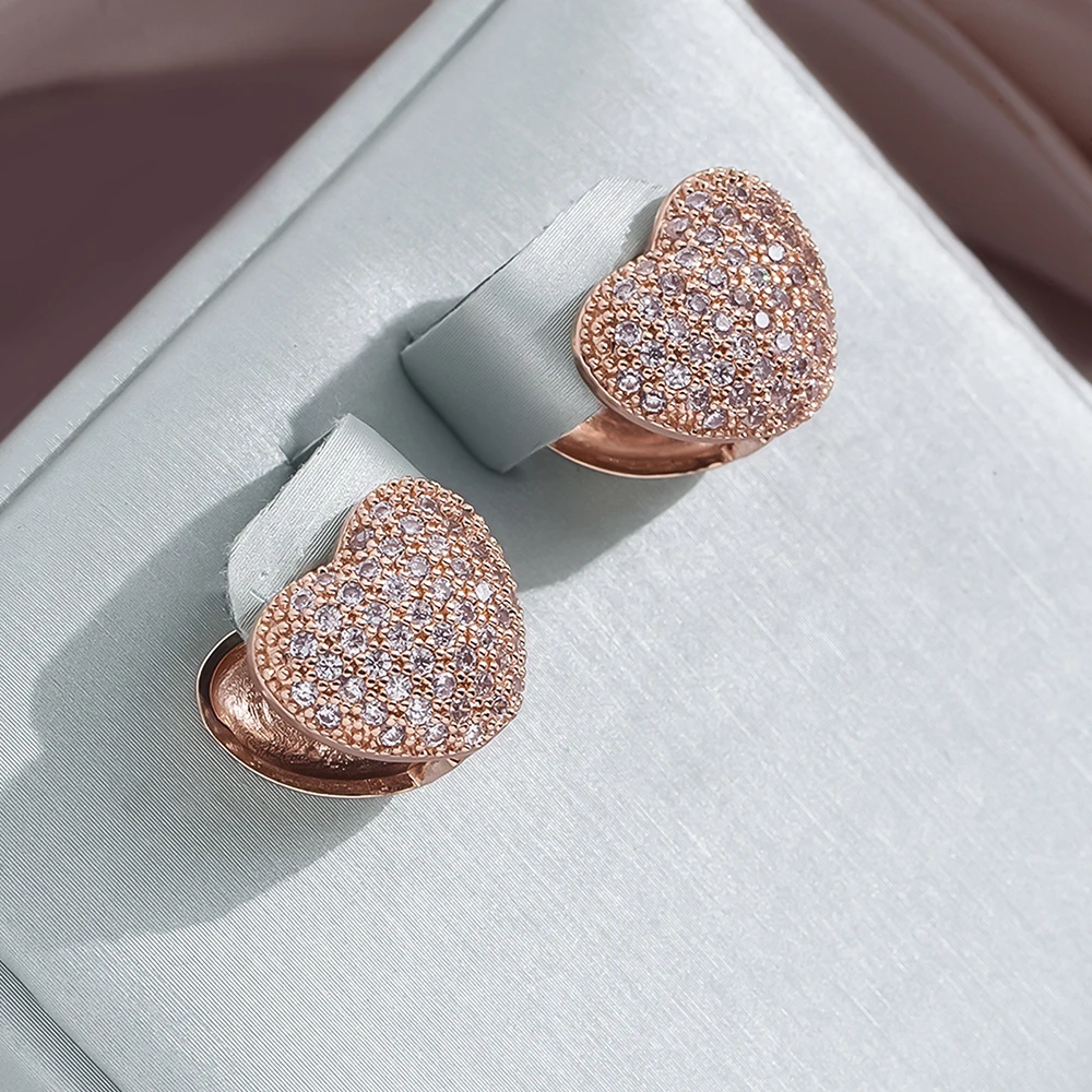Daniela | Stud earrings for a touch of elegance