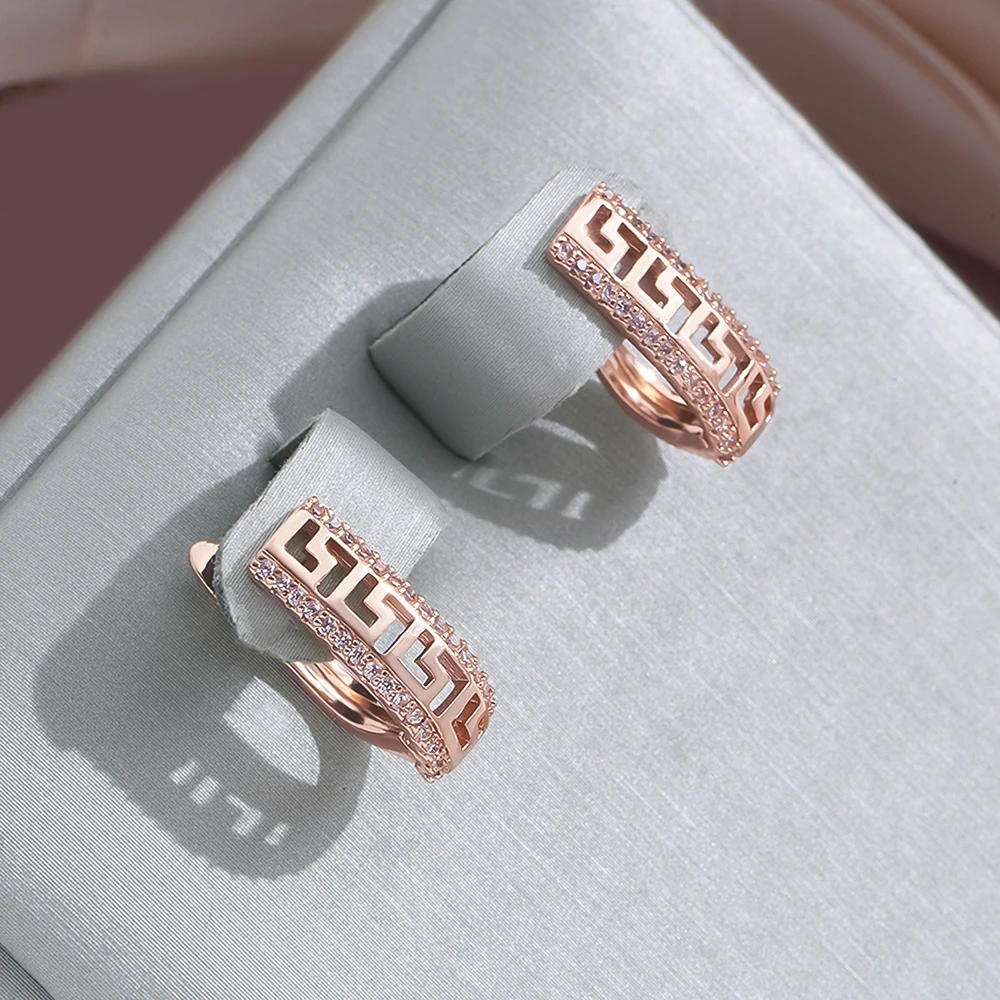 Evel n | Elegant filigree earrings with a radiant design