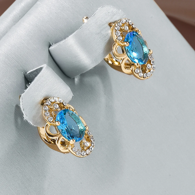 Luisa | Earrings in a noble gold design
