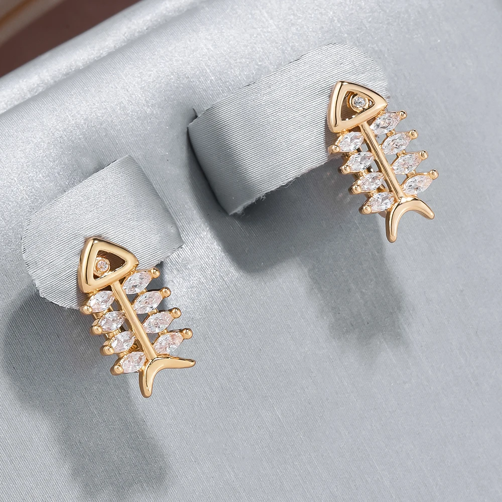 Natalia | Elegant radiant fish earrings