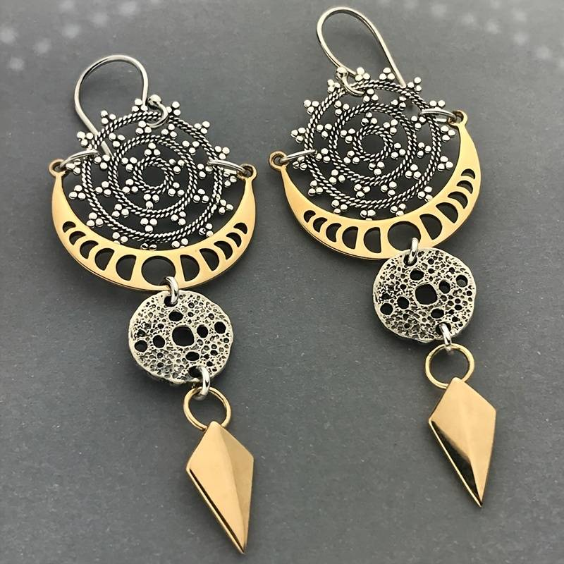 Otilia | Elegant Egyptian-style gold earrings