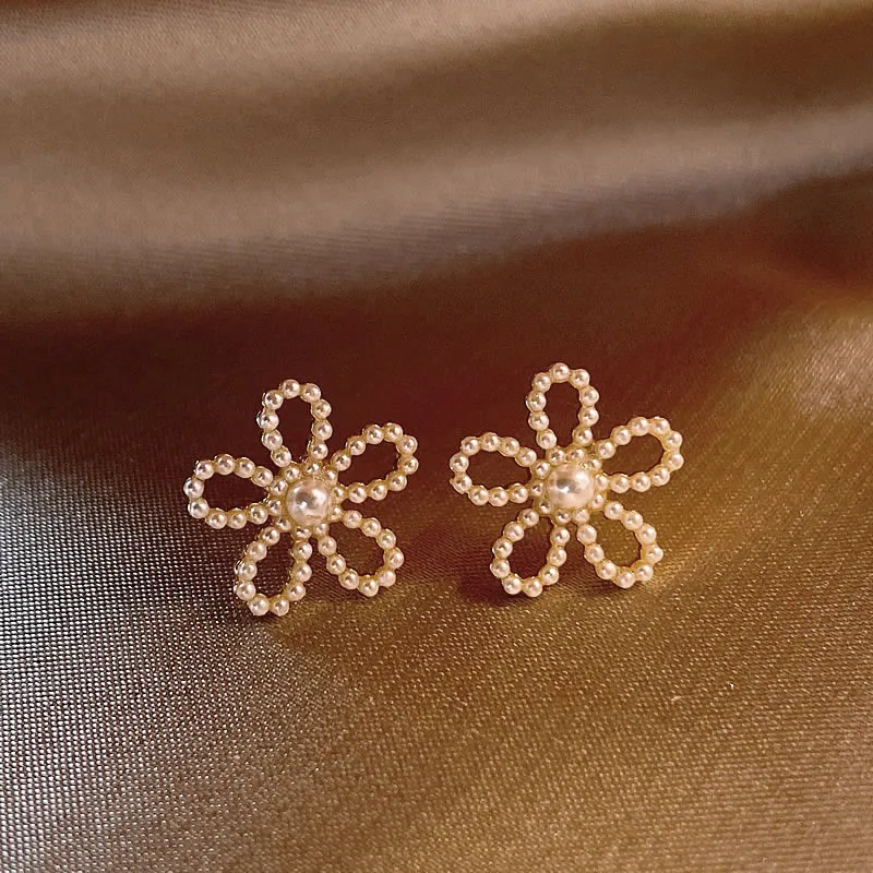 Adelaida | Earrings for the perfect appearance