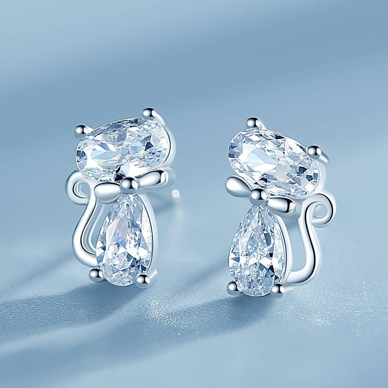 Magaly | Cat earrings with sparkling zirconias