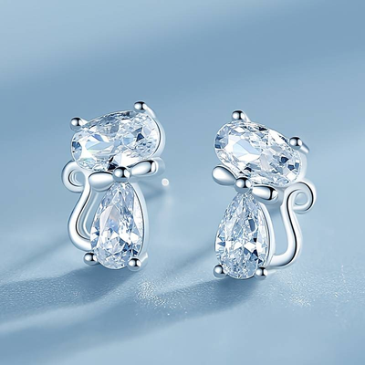 Magaly | Cat earrings with sparkling zirconias