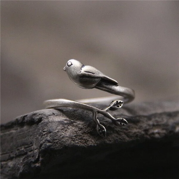 Antonella | Silver bird ring for stylish accents