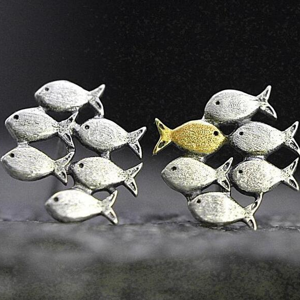 Milagros | Elegant vintage fish earrings in timeless silver & gold