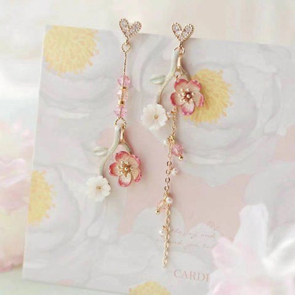 Valentina | Elegant blooming floral print earrings