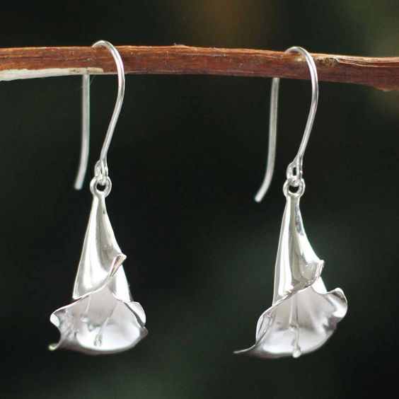 Brigitte | Elegant vintage silver earrings by Lotus