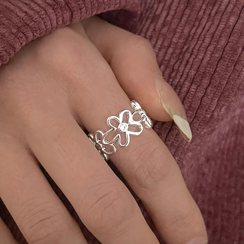 Camila | Elegant adjustable vintage flower ring made of high-quality 925 sterling silver