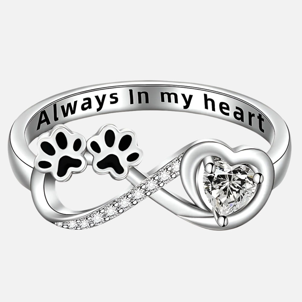 Olivia | Paw ring with heart and infinity design and sparkling zirconia for special accents