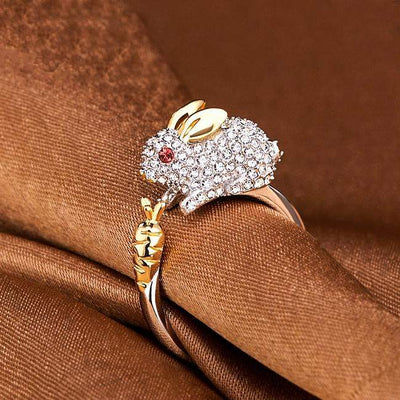 Genoveva | Elegant adjustable silver ring with cute bunny & carrot, decorated with sparkling crystals